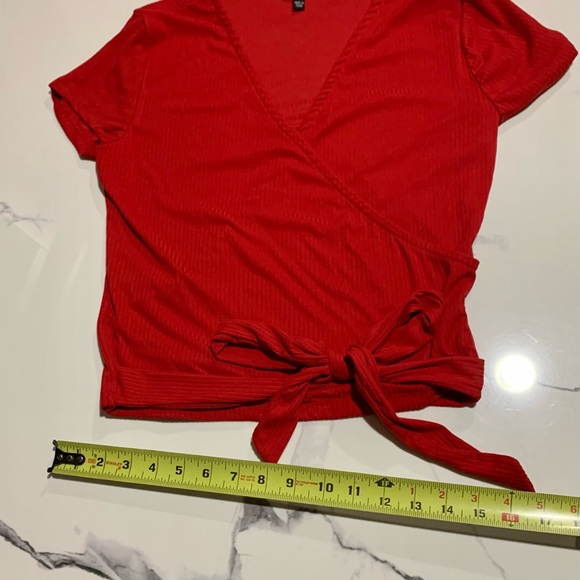 😻2FOR50😻NURSING FRIENDLY red wrap around crop top - Picture 8 of 8